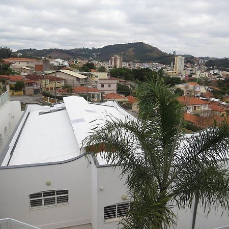 Вилла Mansao Casa Blanca Em Sao Roque C/ 5 Vagas Garagem Экстерьер фото