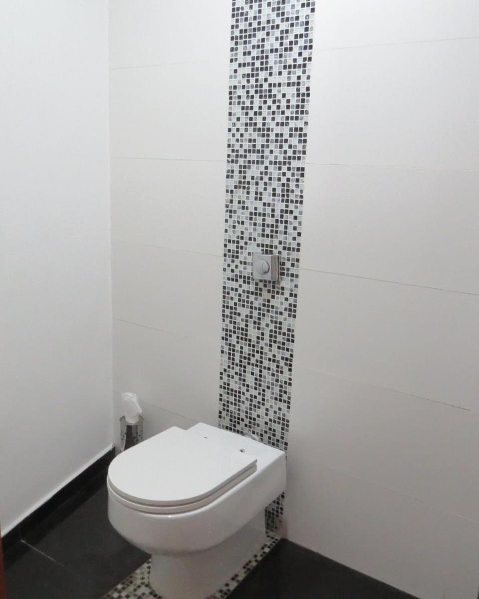 Вилла Mansao Casa Blanca Em Sao Roque C/ 5 Vagas Garagem Экстерьер фото